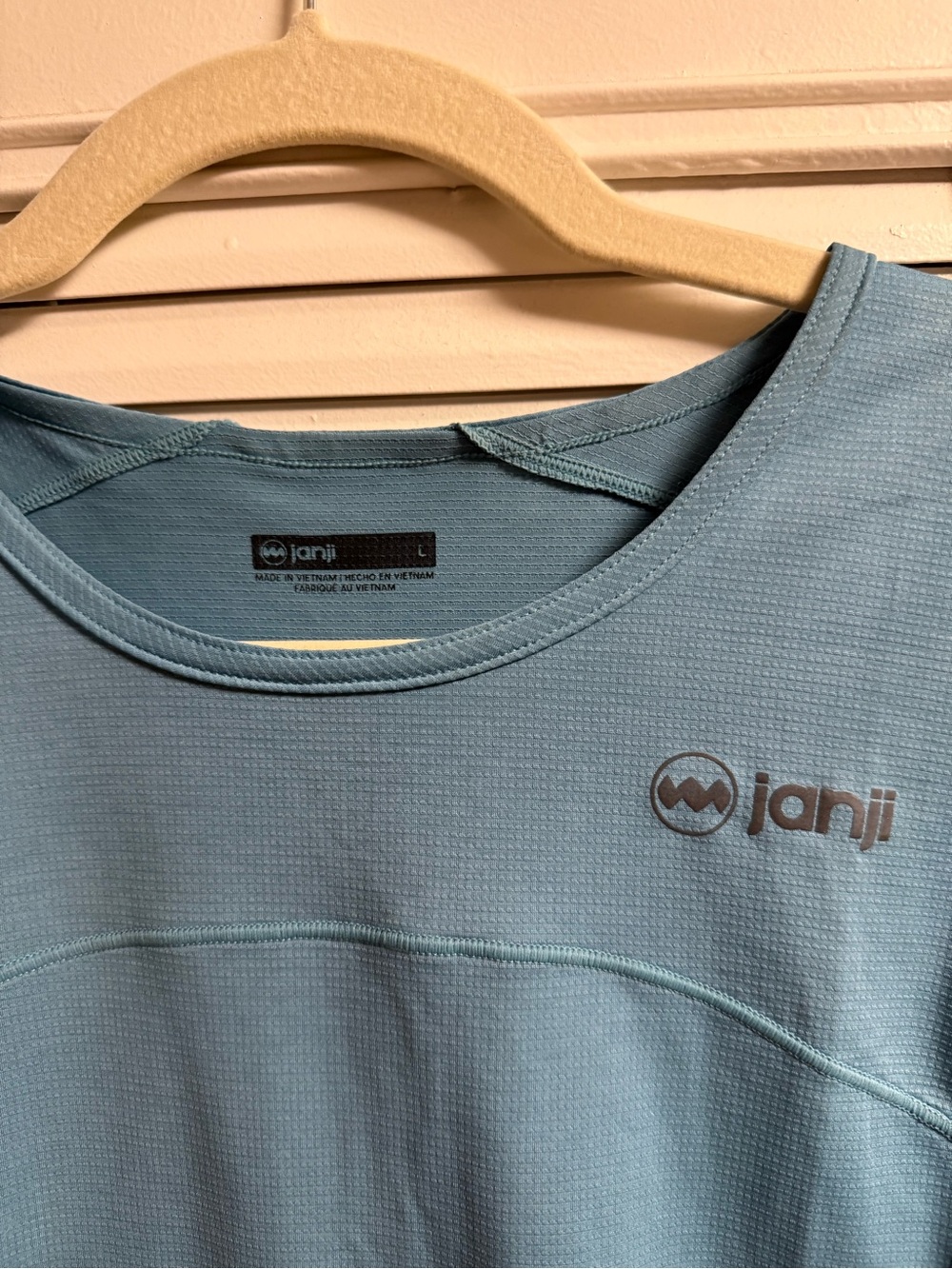 Janji Women’s Run All Day Tank Large - Picture 3 of 3